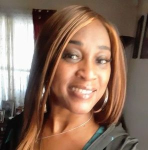 Meet your Posher, Lashell